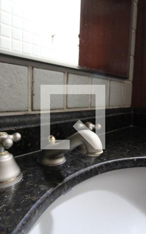 Casa à venda com 500m², 5 quartos e 3 vagasBanheiro 1
