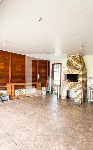 Casa à venda com 165m², 2 quartos e 2 vagasGaragem