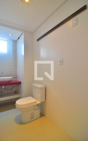 Apartamento à venda com 120m², 3 quartos e 2 vagasBanheiro Social