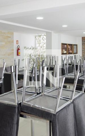 Apartamento à venda com 120m², 3 quartos e 2 vagas Apartamento à venda com 120m², 3 quartos e 2 vagasÁrea comum - Salão de festas
