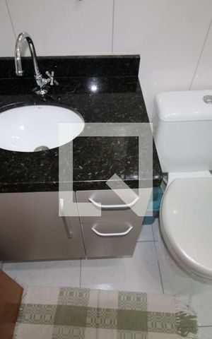 Casa à venda com 94m², 2 quartos e 2 vagasBanheiro Suite