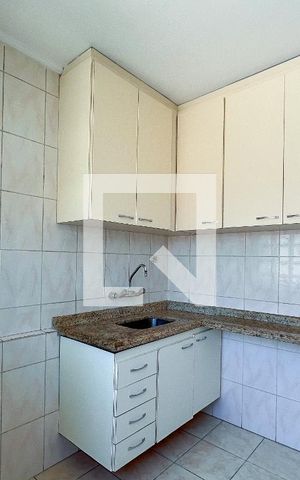 Apartamento à venda com 55m², 2 quartos e 1 vagaCozinha