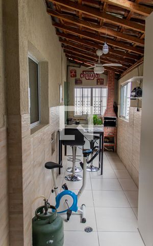 Casa de condomínio à venda com 129m², 3 quartos e 2 vagasÁrea comum - Churrasqueira