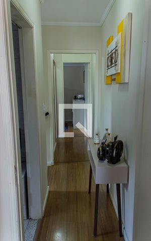 Casa de condomínio à venda com 129m², 3 quartos e 2 vagasCorredor