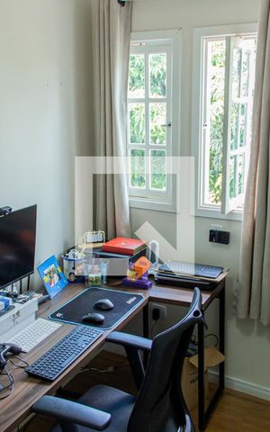 Casa de condomínio à venda com 129m², 3 quartos e 2 vagasQuarto 3
