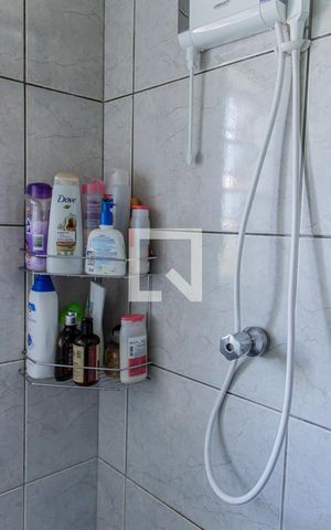 Casa de condomínio à venda com 129m², 3 quartos e 2 vagasBanheiro