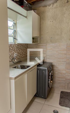 Casa de condomínio à venda com 129m², 3 quartos e 2 vagasÁrea de Serviço
