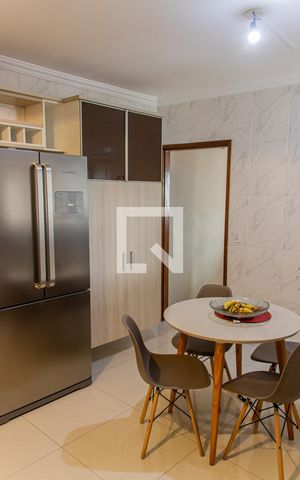 Casa de condomínio à venda com 129m², 3 quartos e 2 vagasCozinha