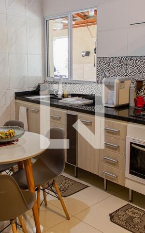 Casa de condomínio à venda com 129m², 3 quartos e 2 vagasCozinha