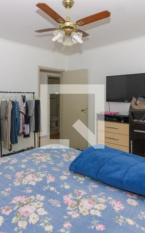 Casa à venda com 215m², 3 quartos e 3 vagas Casa à venda com 215m², 3 quartos e 3 vagasQuarto 2