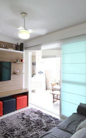Apartamento à venda com 69m², 2 quartos e 1 vagaSala
