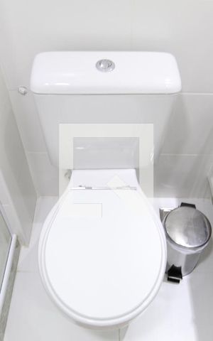 Apartamento à venda com 69m², 2 quartos e 1 vagaBanheiro Social