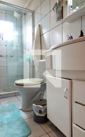 Casa à venda com 200m², 5 quartos e 2 vagasBanheiro da Suíte 2