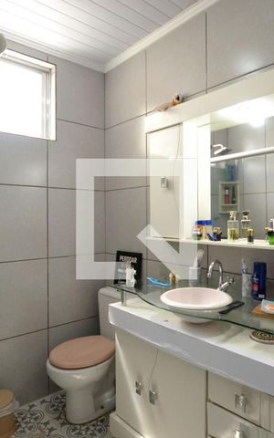 Casa à venda com 200m², 5 quartos e 2 vagasBanheiro Social
