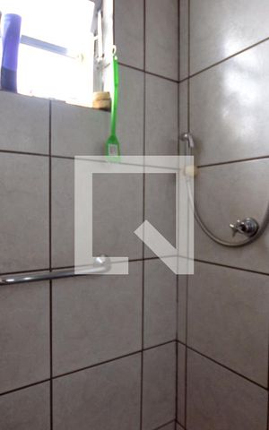 Casa à venda com 200m², 5 quartos e 2 vagasBanheiro da Suíte 2