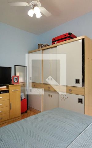 Casa à venda com 200m², 5 quartos e 2 vagasQuarto 2