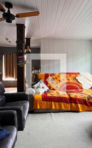 Casa à venda com 200m², 5 quartos e 2 vagasQuarto 3