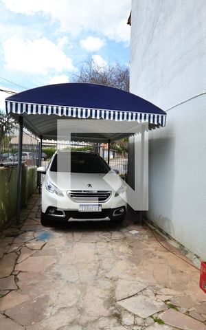 Casa à venda com 200m², 5 quartos e 2 vagasGaragem para 2 Carros Descoberta