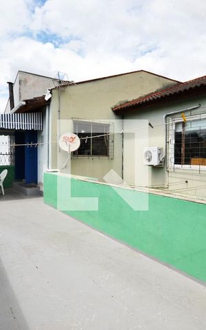Casa à venda com 200m², 5 quartos e 2 vagasVaranda
