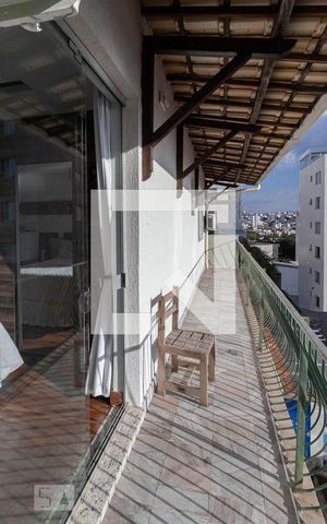 Casa à venda com 523m², 5 quartos e 3 vagas
