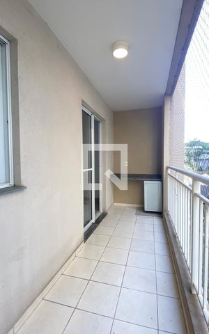Apartamento para alugar com 72m², 2 quartos e 1 vagaVaranda