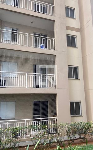 Apartamento para alugar com 72m², 2 quartos e 1 vagaFachada