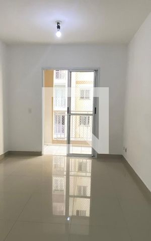 Apartamento para alugar com 72m², 2 quartos e 1 vagaSala