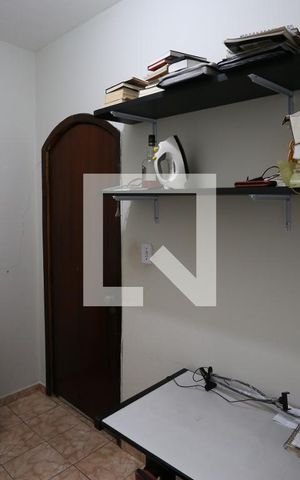 Casa à venda com 160m², 4 quartos e 8 vagasEscritório