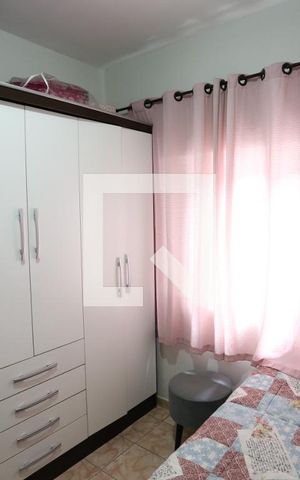 Casa à venda com 160m², 4 quartos e 8 vagasQuarto 2