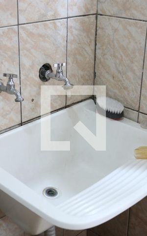 Casa à venda com 160m², 4 quartos e 8 vagasÁrea de Serviço