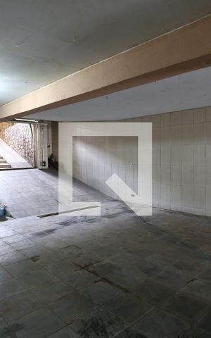 Casa à venda com 160m², 4 quartos e 8 vagasGaragem