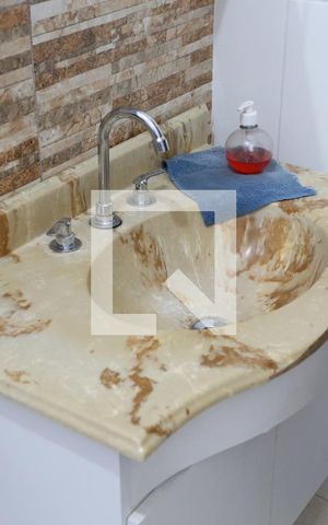 Casa à venda com 160m², 4 quartos e 8 vagasBanheiro
