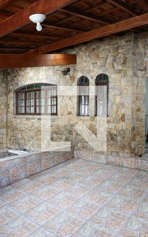 Casa à venda com 160m², 4 quartos e 8 vagasGaragem