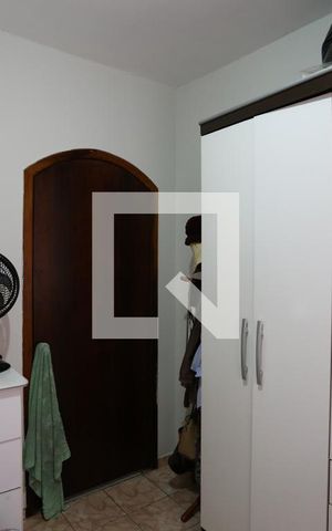 Casa à venda com 160m², 4 quartos e 8 vagasQuarto 2