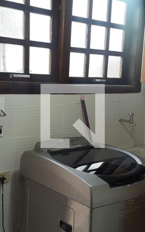 Casa à venda com 200m², 3 quartos e 3 vagas
