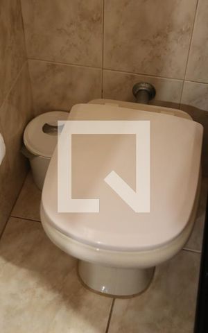 Casa para alugar com 75m², 2 quartos e 1 vagaBanheiro - Suíte