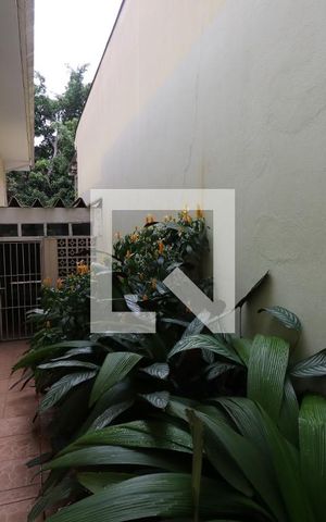 Casa para alugar com 160m², 4 quartos e 2 vagasCorredor 