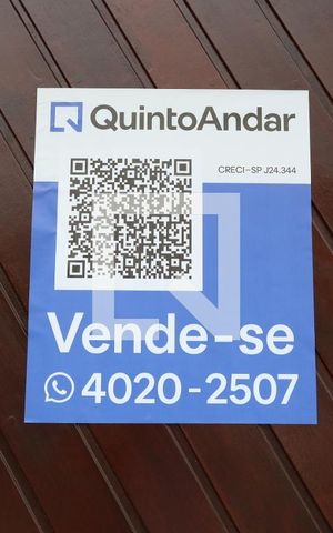 Casa à venda com 278m², 3 quartos e 4 vagasFachada