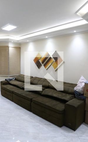 Casa à venda com 278m², 3 quartos e 4 vagasSala