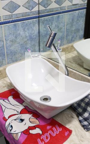 Casa à venda com 278m², 3 quartos e 4 vagasBanheiro 