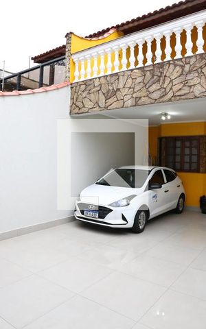 Casa à venda com 278m², 3 quartos e 4 vagasGaragem