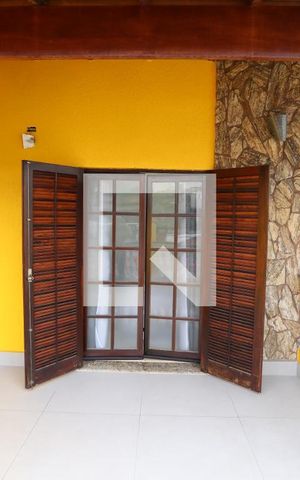 Casa à venda com 278m², 3 quartos e 4 vagasVaranda da Suíte