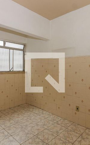 Apartamento à venda com 46m², 2 quartos e 1 vaga Apartamento à venda com 46m², 2 quartos e 1 vagaCozinha e Área de Serviço