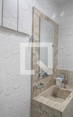 Casa para alugar com 210m², 2 quartos e 2 vagasLavabo