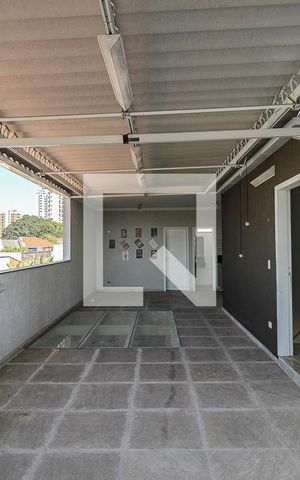 Casa para alugar com 210m², 2 quartos e 2 vagasCobertura