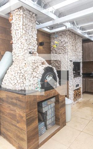 Apartamento à venda com 172m², 3 quartos e 2 vagas Apartamento à venda com 172m², 3 quartos e 2 vagasChurrasqueira