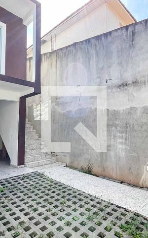 Casa à venda com 130m², 3 quartos e 3 vagas Casa à venda com 130m², 3 quartos e 3 vagasGaragem