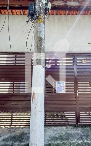 Casa à venda com 130m², 3 quartos e 3 vagas Casa à venda com 130m², 3 quartos e 3 vagasFachada