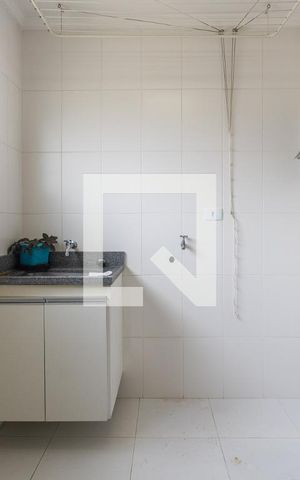 Apartamento para alugar com 80m², 2 quartos e 1 vagaÁrea de Serviço