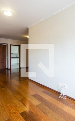 Apartamento para alugar com 80m², 2 quartos e 1 vagaSala